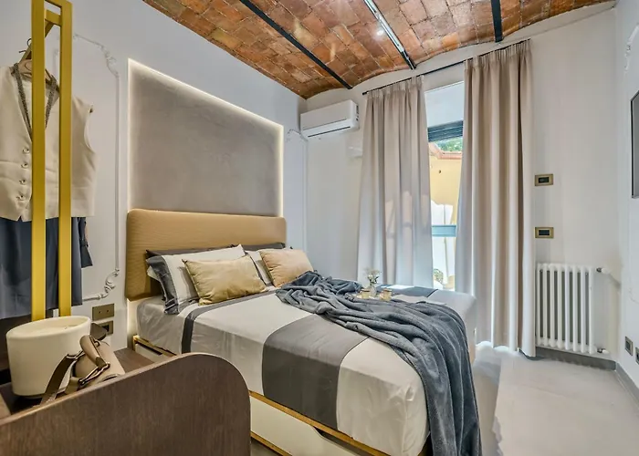 Apartament Colosseum 1 Min Design With Private Courtyard Rzym