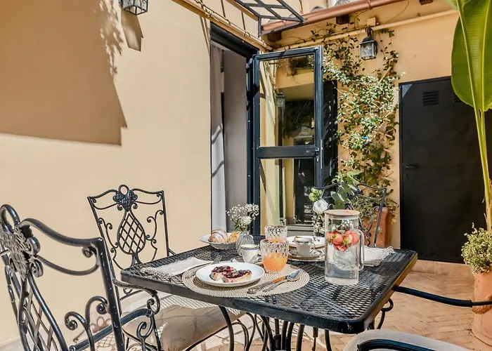 Colosseum 1 Min Design With Private Courtyard Apartament Rzym