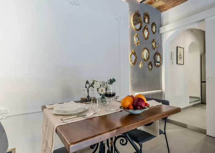 Colosseum 1 Min Design With Private Courtyard Apartament *